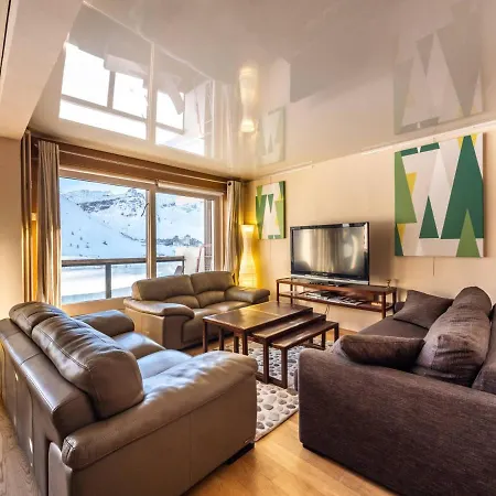 Apartment Spacieux 3 Pieces Avec Balcon, Proche Pistes Et Commerces, Wifi Inclus - Fr-1-502-481